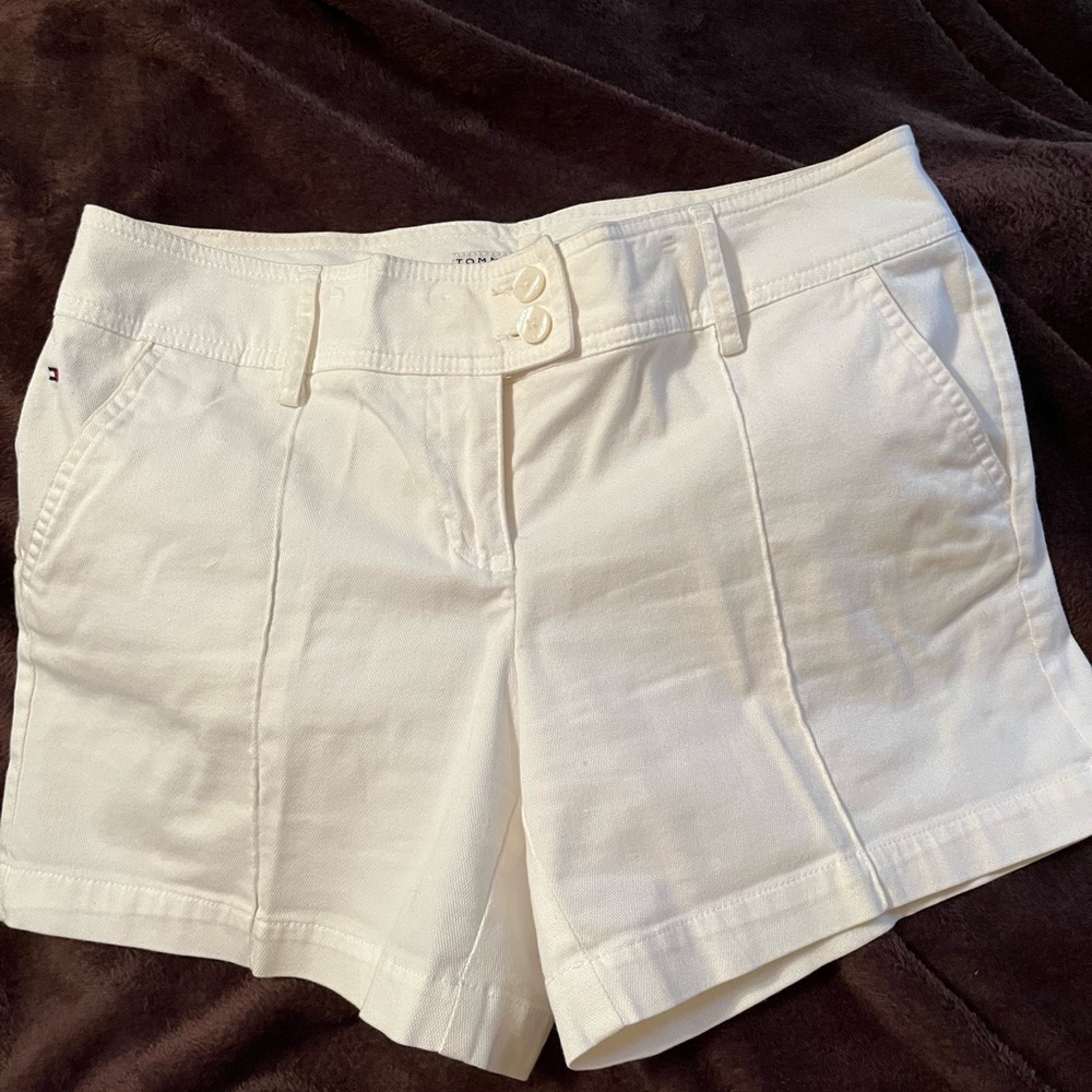 Tommy Hilfiger White Bermudas Tailored Fit